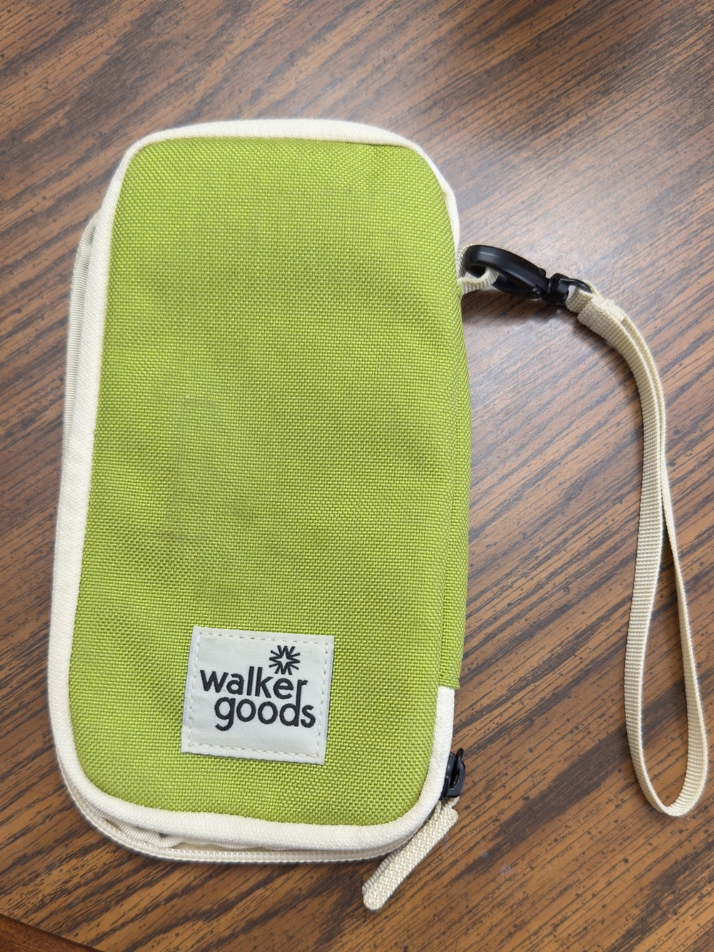 Walker Family Goods Mylee Clutch in Chartreuse Green Zip Around Wallet - Picture 3 of 13